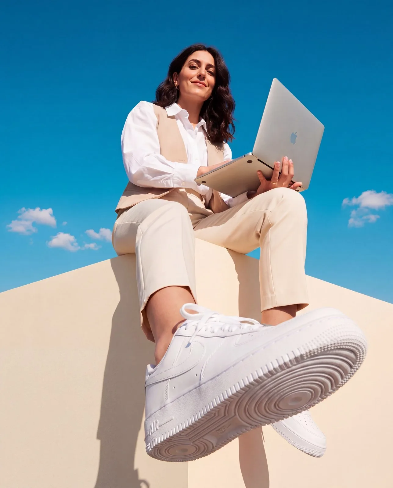 Brand Experience Studio · Brand over Logo — il sistema dietro l'identità